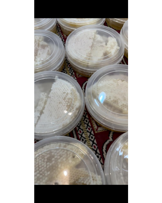 عسل قتاد شمع